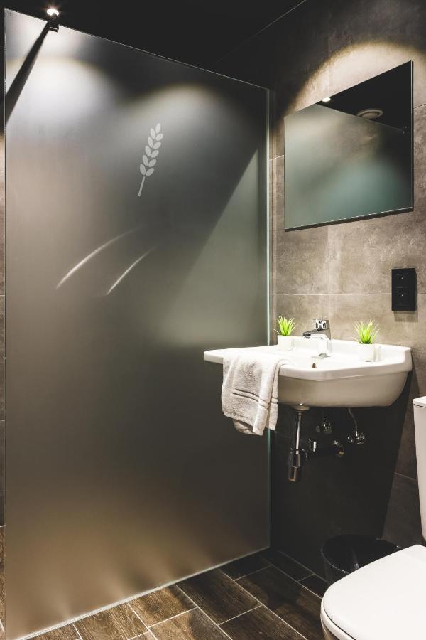 Domaine Du Ble Hotell Wavre Exteriör bild
